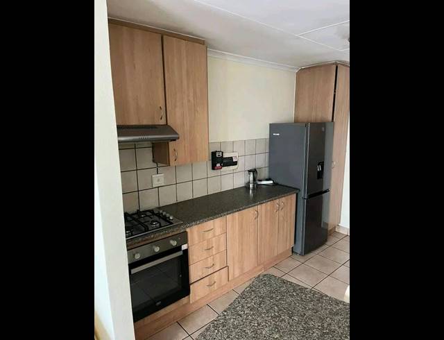 2 BEDROOM APARTMENT FOR SALE IN ORCHARDS